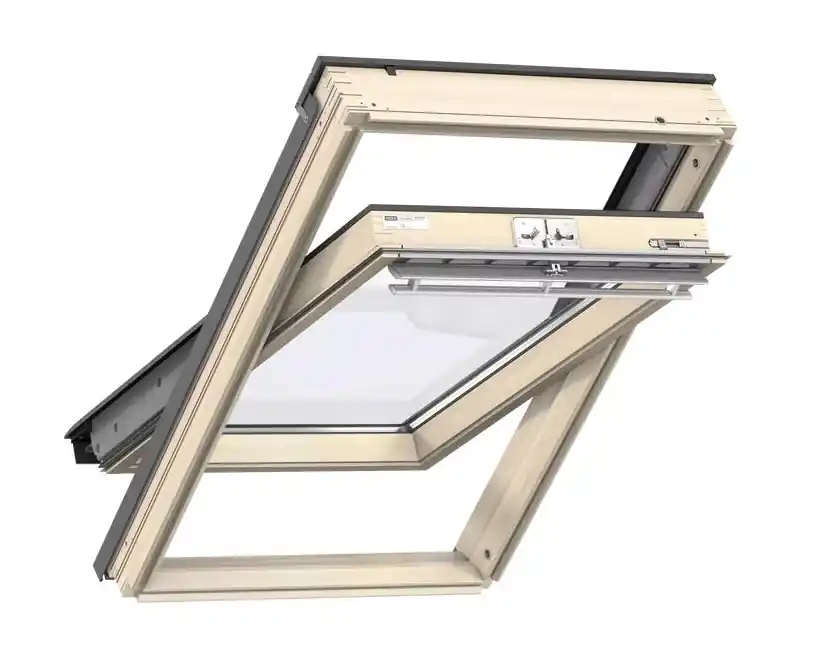 Prémium Velux, Tetőtéri ablak, GLL MK04 1061, 3-rétegű üvegezés, lakkozott fa, 78x98 cm