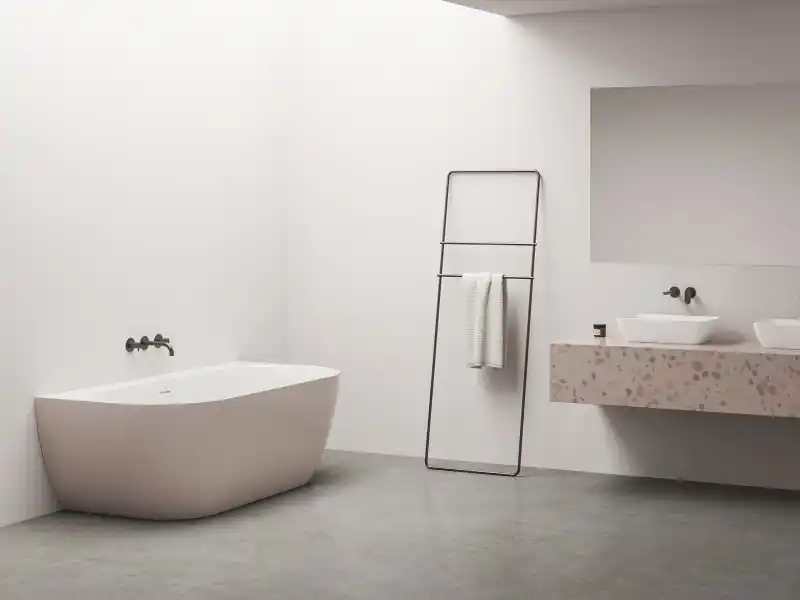 Prémium Ravak Freedom Wall Tec Alabaster Pink/fehér kád