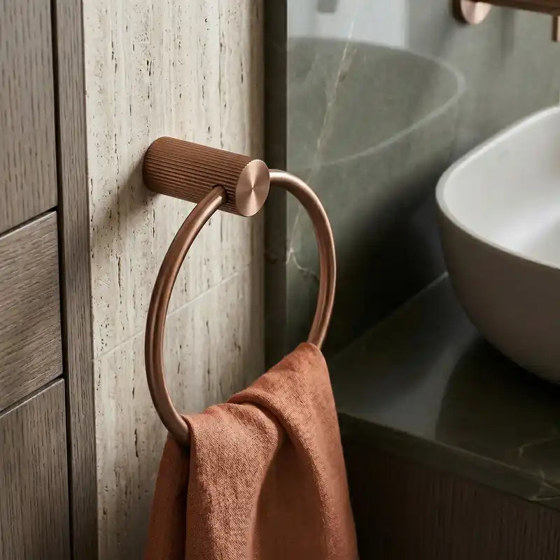 Fürdőszobai akasztó Ring 64106 SOLO Brush Copper Nézd meg most
