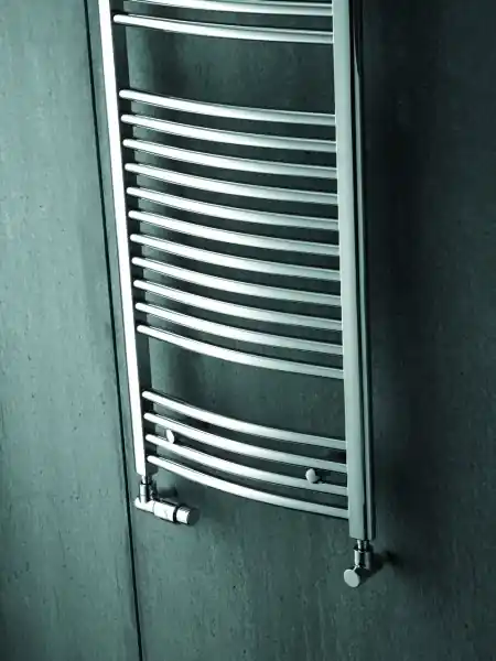 Olcsóbb Zehnder Aura íves króm fürdőszobai csőradiátor (602 W, 595x1469 mm, #PBTCZ 1500x600) PBTCZ-150-060Zehnder