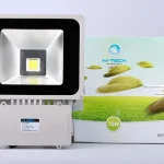 Azonnali szállítás M-Tech 70W 6300lm, 230V, IP65, 6500K, hideg fehér reflektor MTL717M-tech